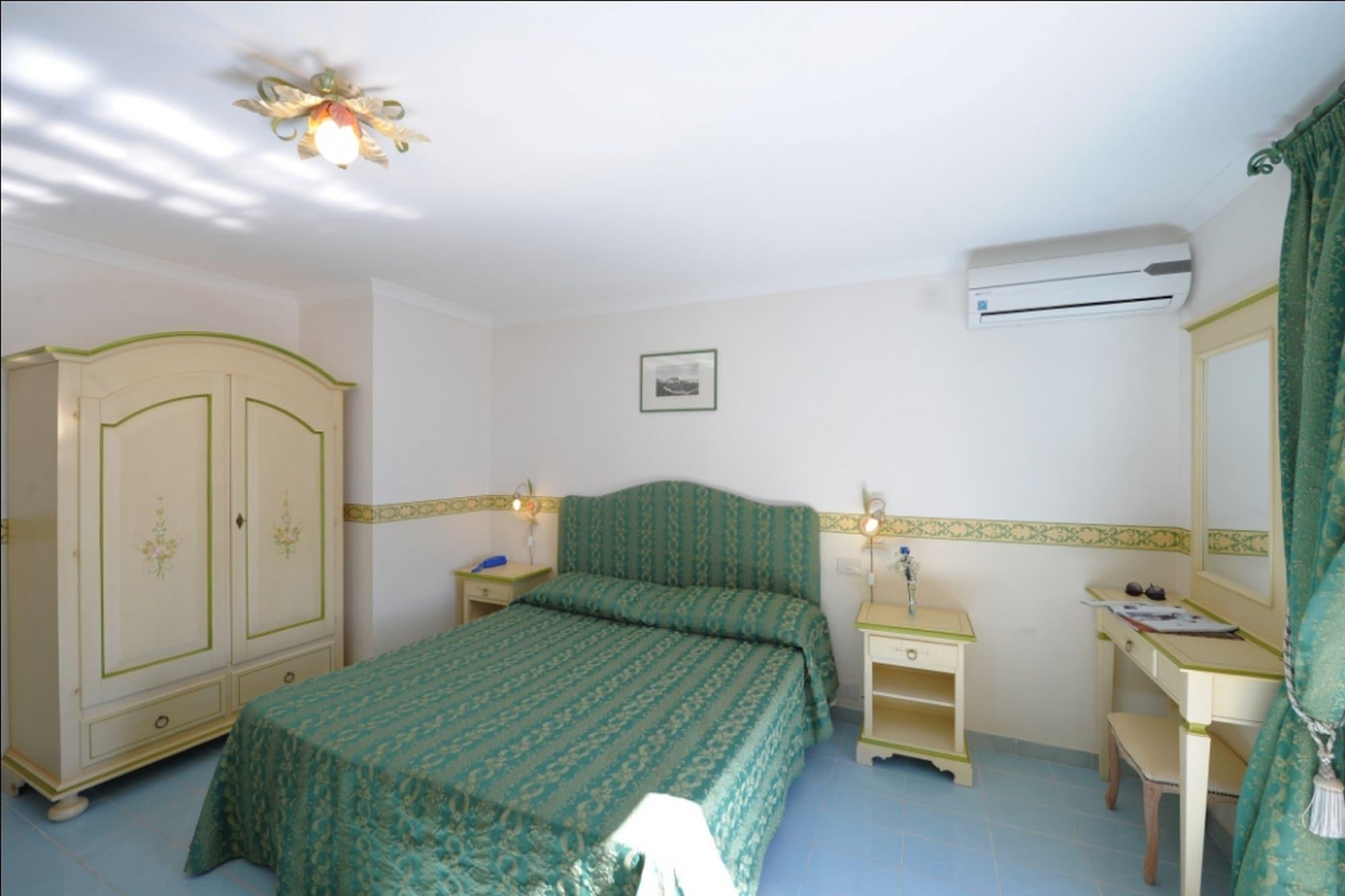 Torre Saracena 3*