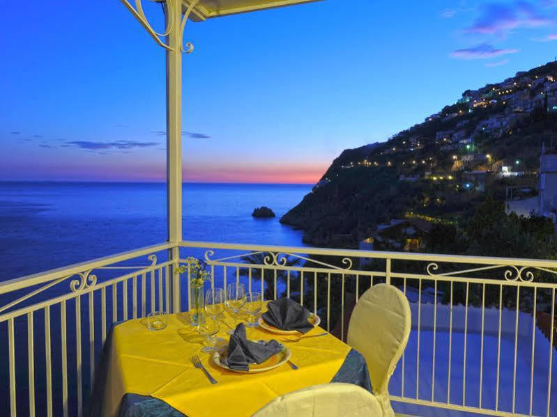 Torre Saracena Hotel Praiano