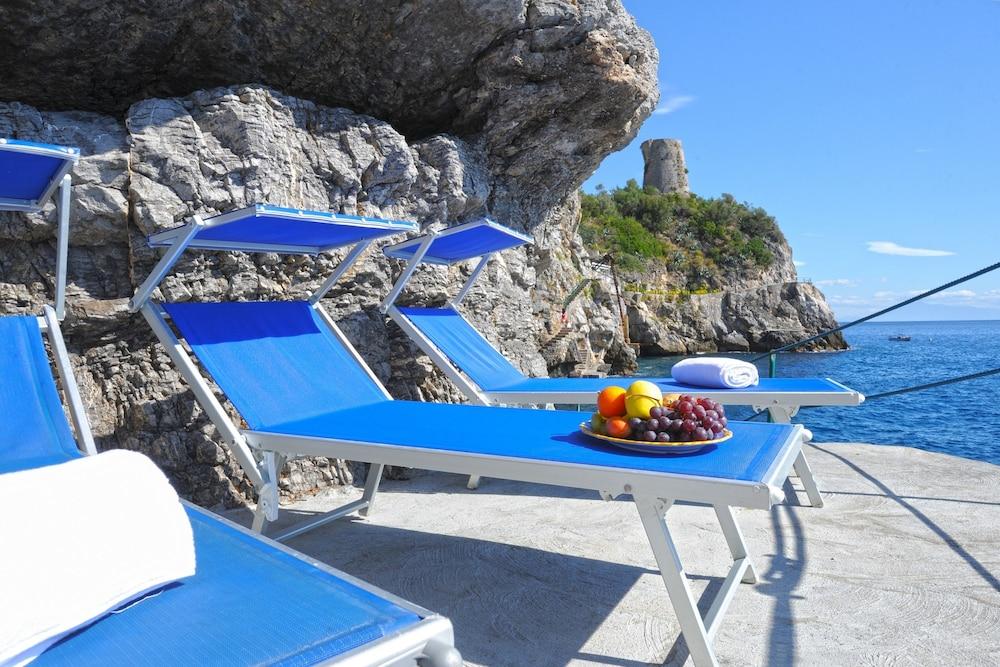 Torre Saracena Hotel 3*